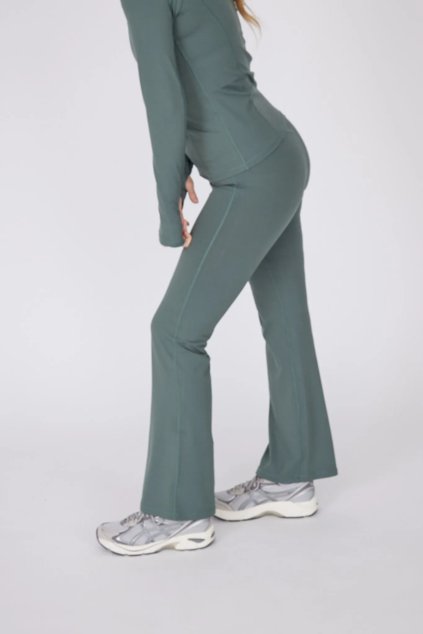 ReForm Yoga Pant - Aloe Green