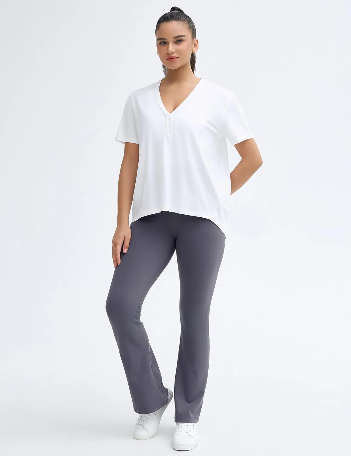 THE GYM PEOPLE Women's Loose Fit Workout T-Shirts V Neck Short Sleeve Running Yoga Lounge Tee Tops