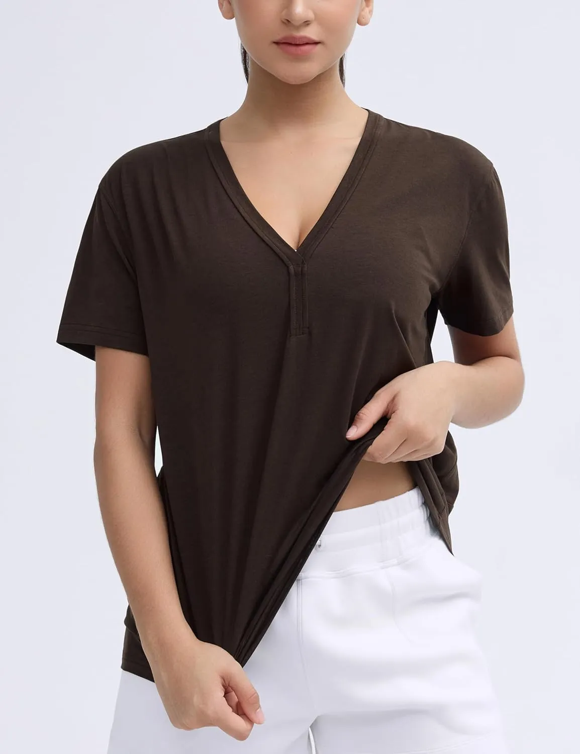 THE GYM PEOPLE Women's Loose Fit Workout T-Shirts V Neck Short Sleeve Running Yoga Lounge Tee Tops